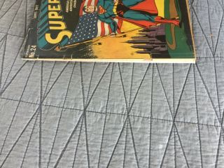 RARE 1943 GOLDEN AGE SUPERMAN 24 CLASSIC PATRIOTIC COVER COMPLETE 2