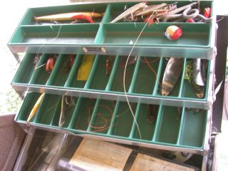Vintage Kennedy Kits Metal Fishing Tackle Box 1118 - AL Loaded reels Pflueger etc. 6