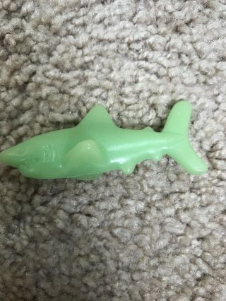Three Vintage Great White Shark Bites,  Fruit Snacks Gummy Toys 4