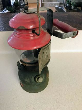 Vintage Coleman Lantern 200a 1951 Christmas Lantern 11/51 Red and Green 2