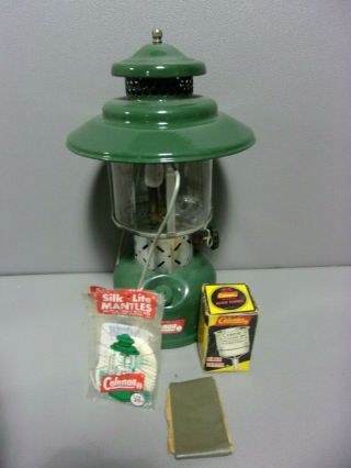 Vintage 1959 Green Coleman Gasoline Lantern Model 228E with Box 3