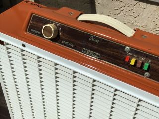 Vintage LAKEWOOD THERMO CONTROL DELUXE Collectible Metal Box Fan Amber (ORANGE) 4