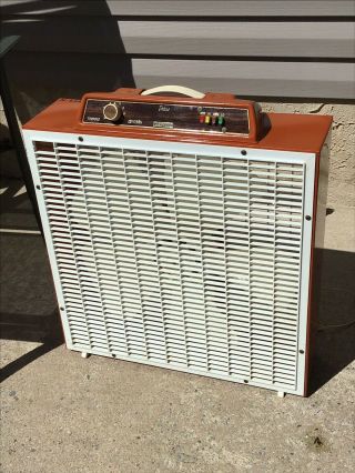 Vintage LAKEWOOD THERMO CONTROL DELUXE Collectible Metal Box Fan Amber (ORANGE) 5