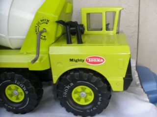 Vintage Mighty Tonka Lime Green Press Steel Cement Mixer Truck 2