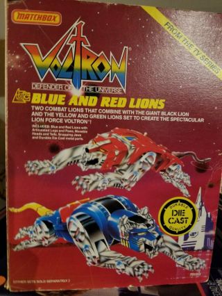 Vintage 1985 Voltron Matchbox Red And Blue Lions