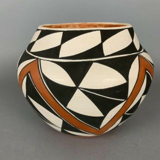 Vintage Acoma Pottery Olla Vase Signed E.  C.  Traditional Polychrome Geometric Pot 2