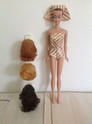 Vintage Fashion Queen Barbie W/original Outfit & 3 Wigs