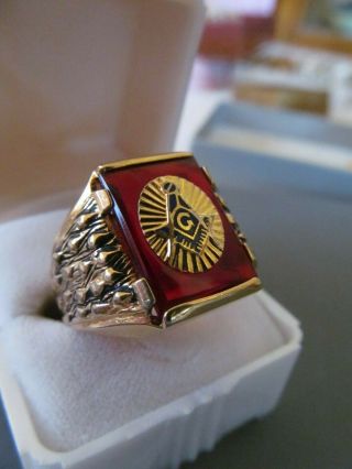 Vintage Clark and Coombs Masonic Men ' s Enamel Ruby Red Ring 18K GP SZ - 9.  75 10 2