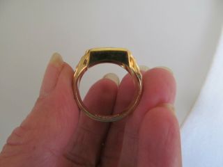 Vintage Clark and Coombs Masonic Men ' s Enamel Ruby Red Ring 18K GP SZ - 9.  75 10 8