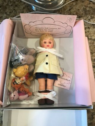 Madame Alexander " Winnie The Pooh And The Blustery Day " Doll 39344 Nib (140)