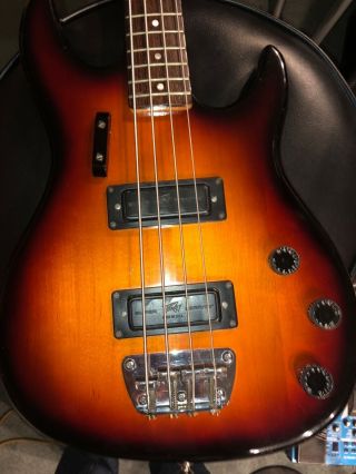 Peavey Foundation Bass Guitar 1980’s Rare Color Tobacco Burst Ferrite Pickup Usa