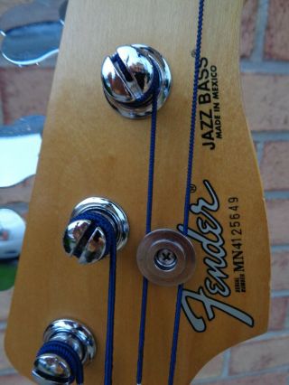 Fender MIM Jazz Rare White Bass Guitar 6