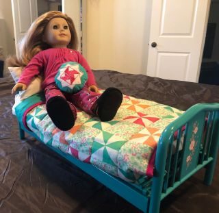 American Girl Doll 18 " Strawberry Blond Hair,  Green Eyes,  Freckles,  Bed/outfits