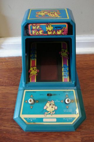 Ms.  Pacman Vintage Tabletop Electronic Game Coleco 1981 Mini Arcade