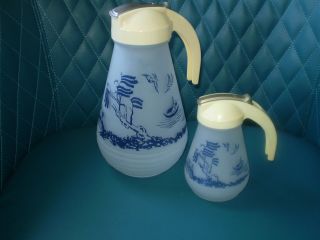 Vintage Blue Willow 9.  25 " Tall Frosted Glass Batter And 5.  5 " Tall Syrup Pitchers