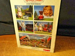 Vintage Tomy Sylvanian Families Star Performers Storytellin Bunnys 1985 complete 3