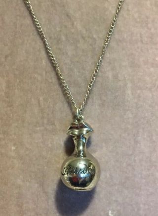vintage jewellery wonderful signed Salvadore Dali Aphrodite lips pendant & chain 8
