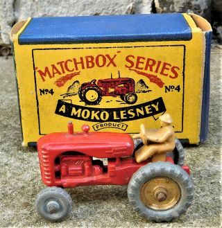 No Reserv Moko Lesney Matchbox No.  4 Red Tractor Massey Harris Boxed Vintage
