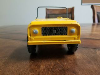 Vintage Tru Scale International Scout.  Yellow in color 4