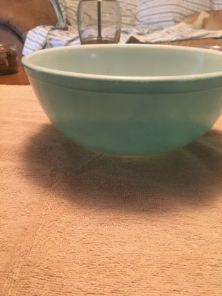 Pyrex Turquoise Blue Mixing Bowl 404 - 4 Qt.  Usa Ovenware Trade Mark Vintage