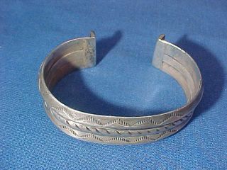 Vintage NAVAJO STERLING Silver Hand Crafted CUFF BRACELET 2