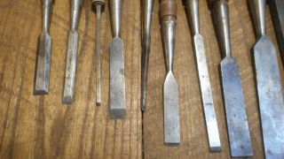 L4156 - Vintage & Antique Wood Chisels - Woodworking tools 2