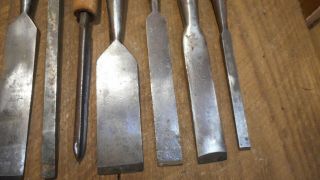 L4156 - Vintage & Antique Wood Chisels - Woodworking tools 4