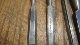 L4156 - Vintage & Antique Wood Chisels - Woodworking tools 7