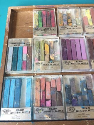 3 Trays Of Vintage Holbein Japan Artist Oil Pastels In Wooden Box - SOME 2