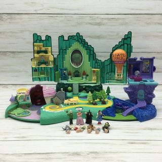 2001 Mattel Wizard Of Oz Emerald City Polly Pocket Playset Toy