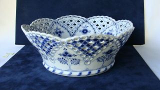 Vintage Royal Copenhagen Blue Fluted Full Lace 1/1061 Fruit Basket Bowl 9 1/8 "