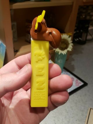 Early 1960’s Bullwinkle PEZ Yellow Stem Vintage No Feet 5