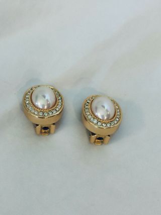 Vintage Christian Dior Signed Faux Pearl Rhinestone Gold Tone Clip Earrings 6