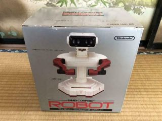 [very Rare] Nintendo Famicom Robot R.  O.  B.  With Boxed Hvc - 012 W/tracking F/s