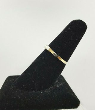 Vintage 10K Yellow Gold band Ring with Opals 4