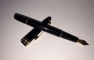 Vintage Montblanc Meisterstuck Fountain Pen 1480 14k Nib