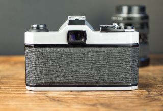 Vintage Pentax K1000 35mm SLR Film Camera w/ 2 Lenses - S/H 2