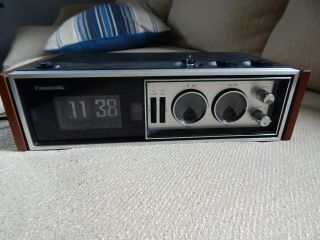 Vtg 1970s Panasonic Rc7469 Am Fm Flip Snooze Alarm Clock Radio Fully Functional
