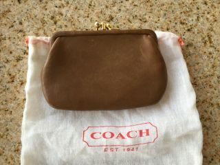 Coach RARE vintage Taupe leather double kiss lock frame coin purse wallet 2