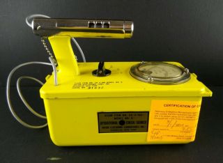 Vintage Civil Defense Radiation Survey Kit CD V - 777 7