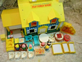 Vintage Fisher Price Little People Play family Yellow House 952 COMPLETE 30 pc 3