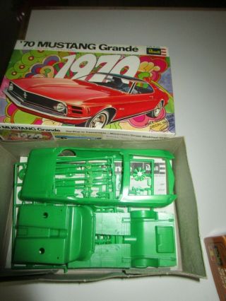 1970 Mustang Grande Revell Model Car 1/25 Scale