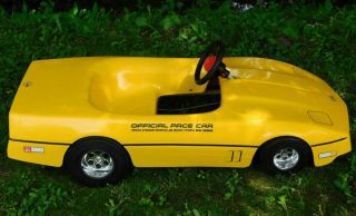 Corvette C4 Yellow Pedal Car Not Vintage 