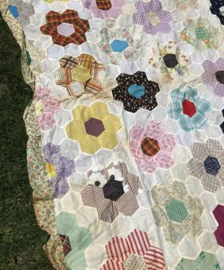 VTG Quilt TOP Cotton Handmade Grandma ' s Flower Garden White Cream 120 