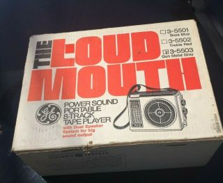 1970 ' S VINTAGE GE THE LOUDMOUTH PORTABLE 8 TRACK TAPE PLAYER. 2