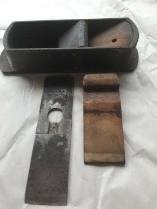 Vintage cast iron wood plane; blade marked Ohio Co Cast Iron Warranted 2