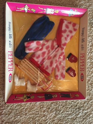 Vintage Tammys Little Sister Pepper - Snowflake Outfit - In Package 9339 - 3