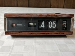 Vintage Copal Faux Wood Flip Time/day Alarm Clock With Back Light Model 229