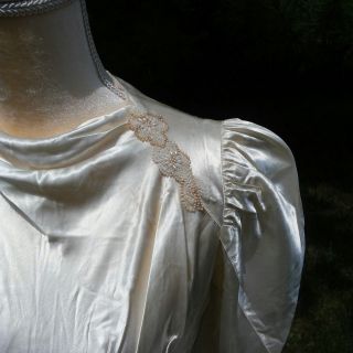 Vintage Ivory Satin 1930s Wedding Gown And Slip 3