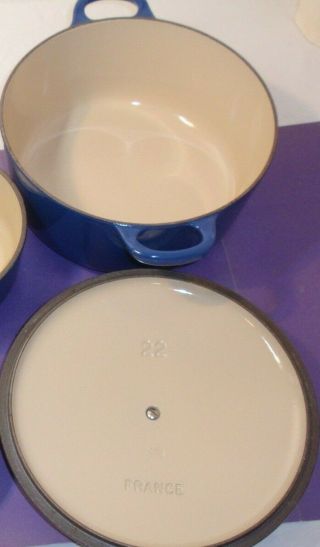 Vintage Le Creuset French Enamelware Blue 22 Dutch Oven With Lid DS 3